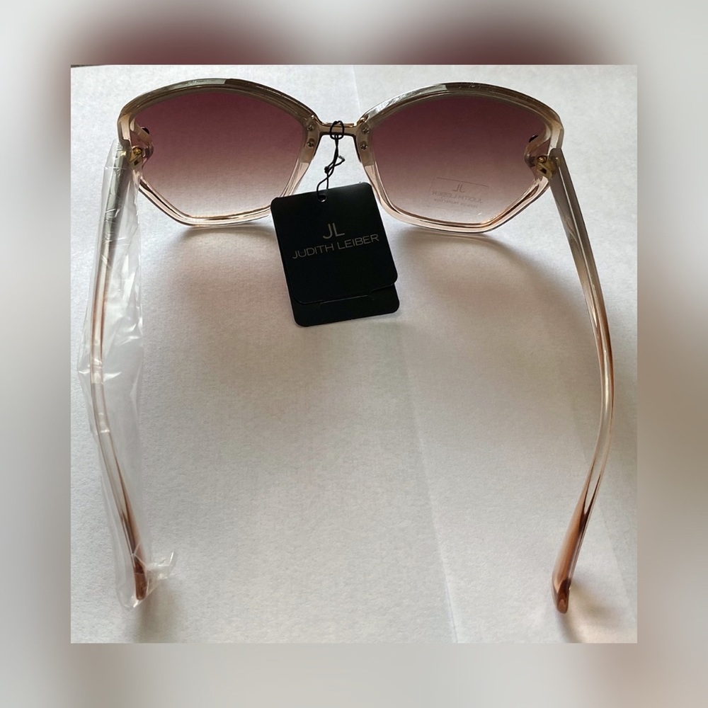 JL Judith Leiber Blush Pink | Cream Sunglasses - Picture 4 of 12